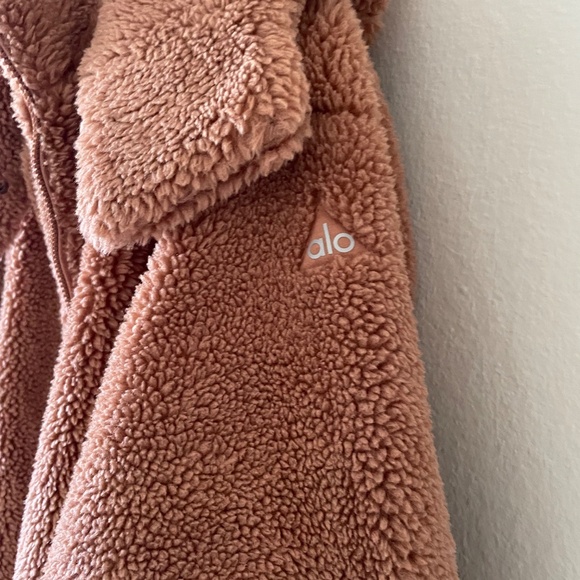 Alo Yoga Norte Sherpa Oversized Jacket Size Small - Picture 5 of 16